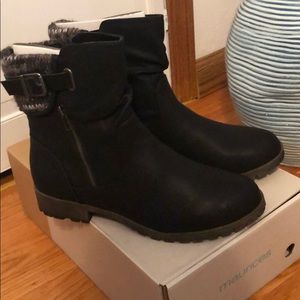 Black Knit Collar Ankle Bootie - Women’s Size 10M